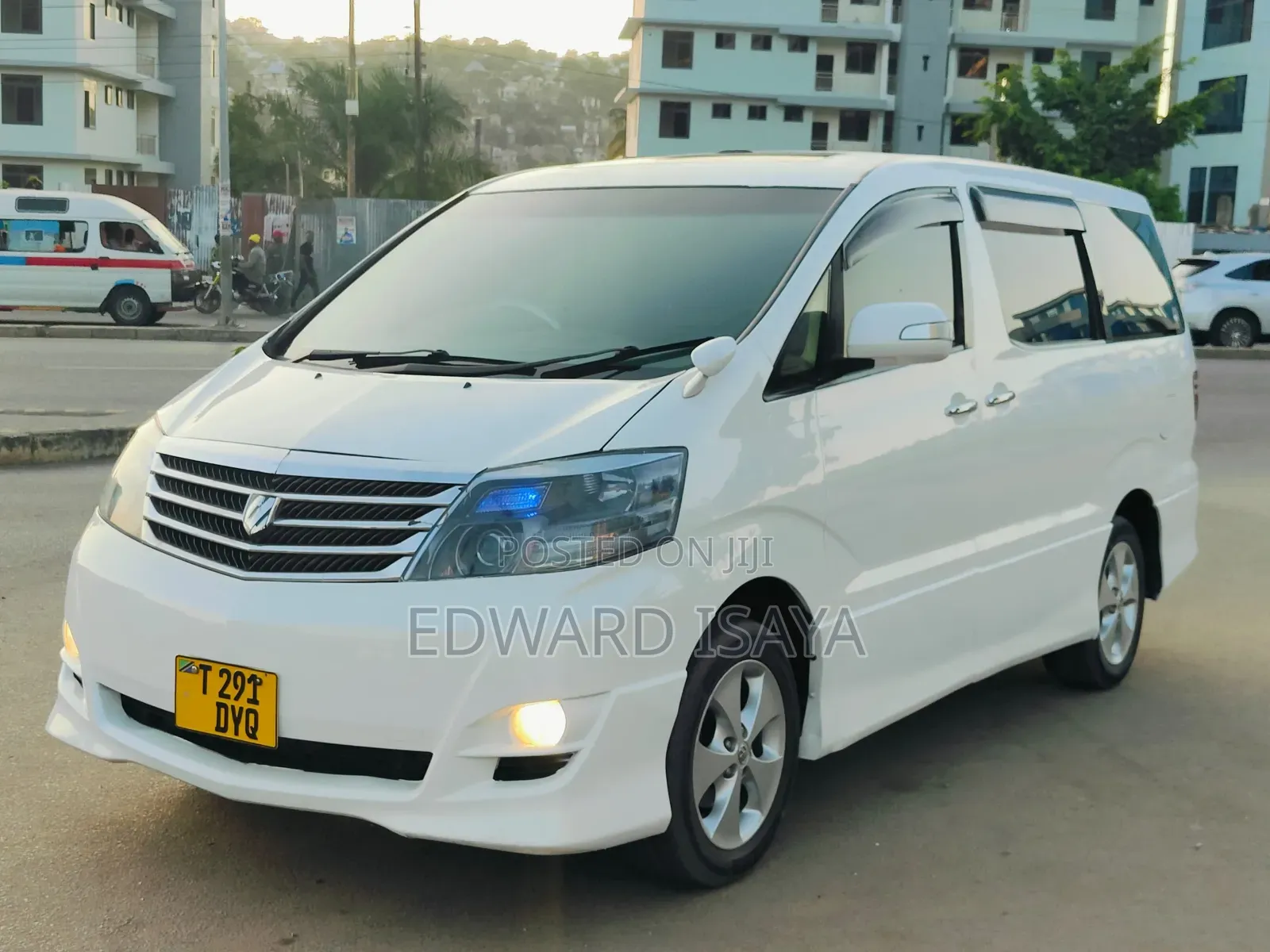 Toyota Alphard 2006 White