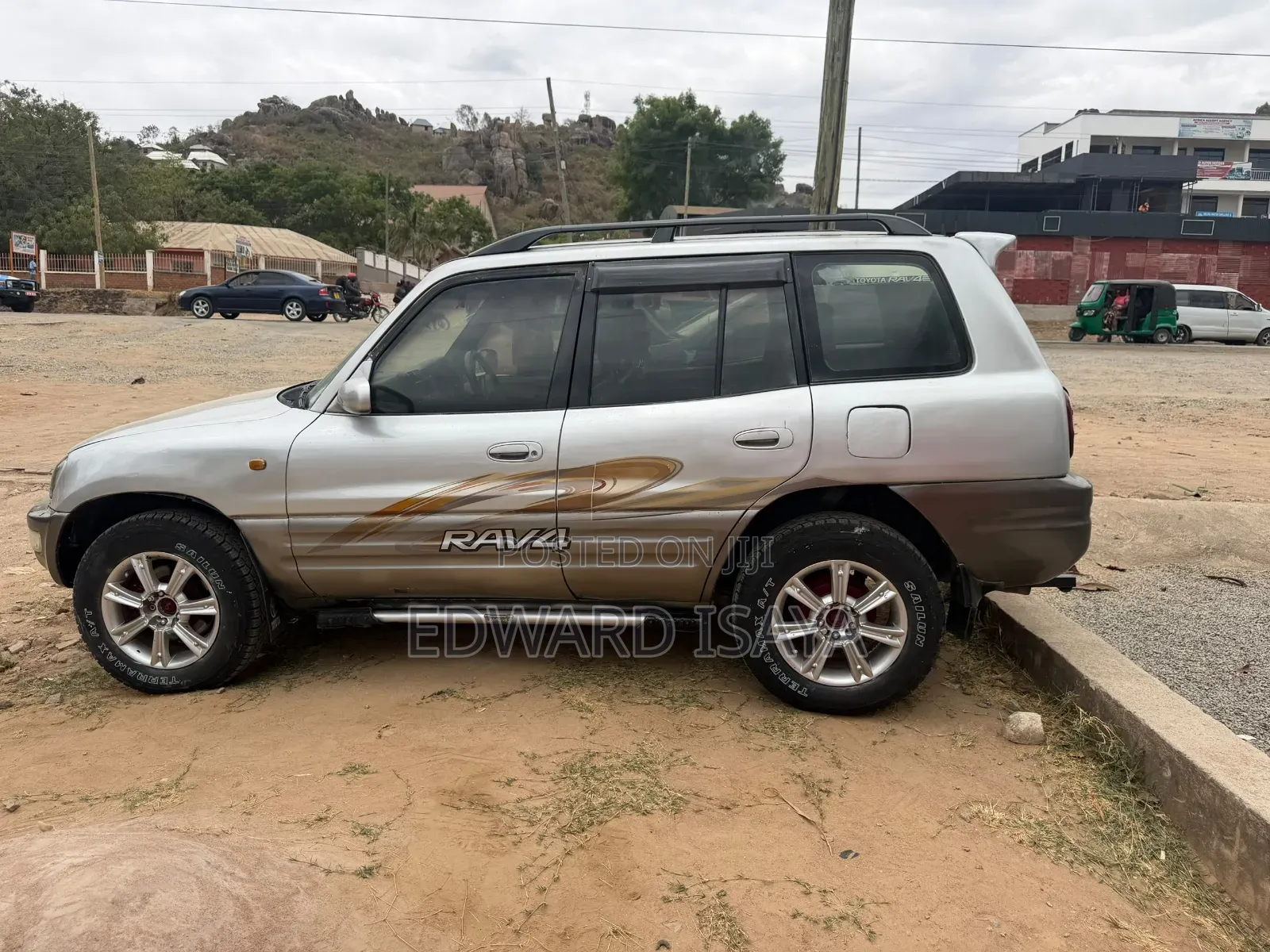 Toyota RAV4 1999 Silver