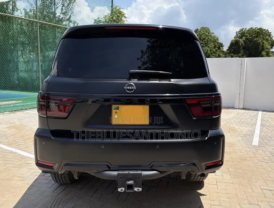Nissan Patrol 2023 Black