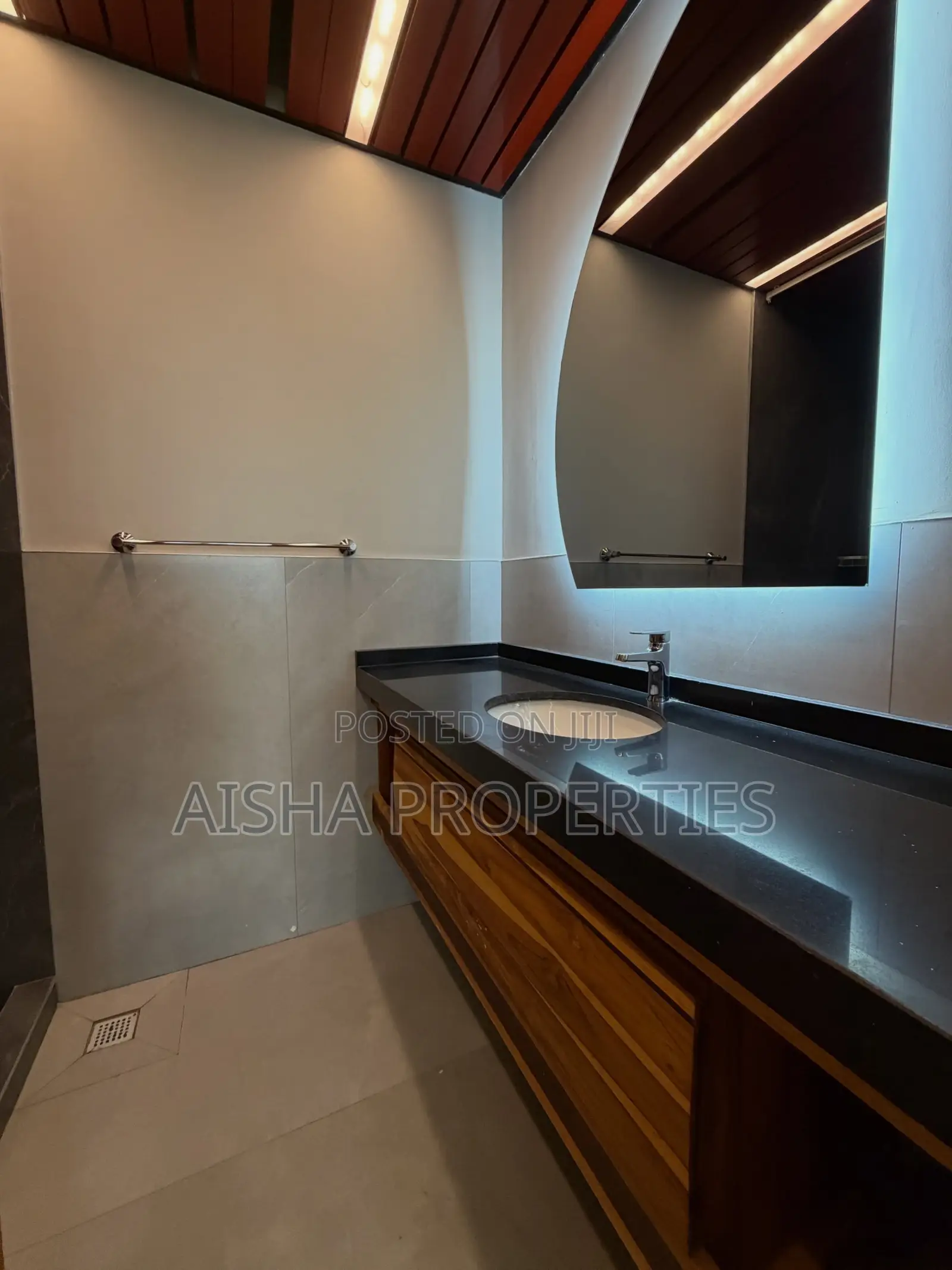 Furnished 3bdrm Apartment in Masaki for rent