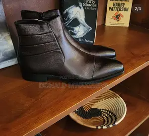 Men Leather Chelsea Boots - Official