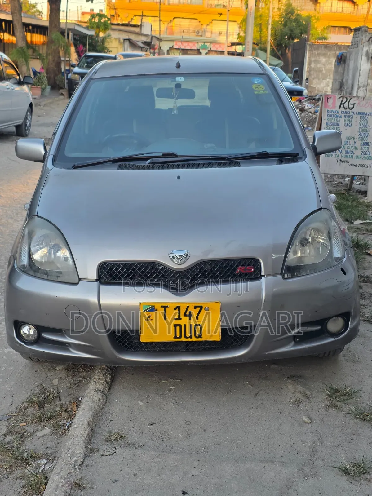 Toyota Vitz 2004 Gray