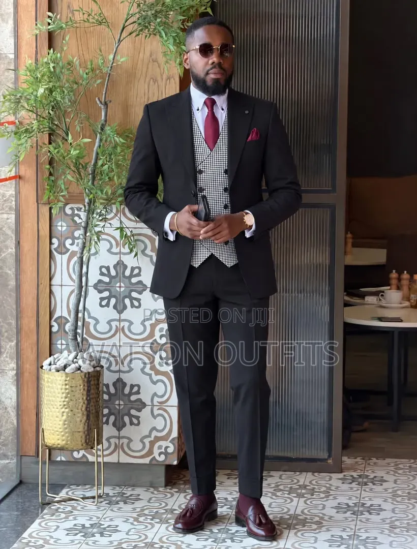 5 Colours Men's Suits New and Original Modern Design