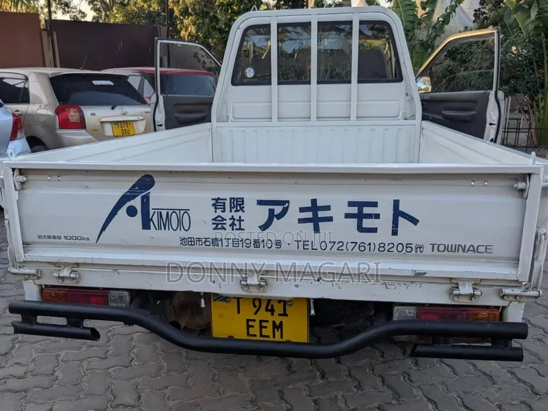 Toyota TownAce 2020 White