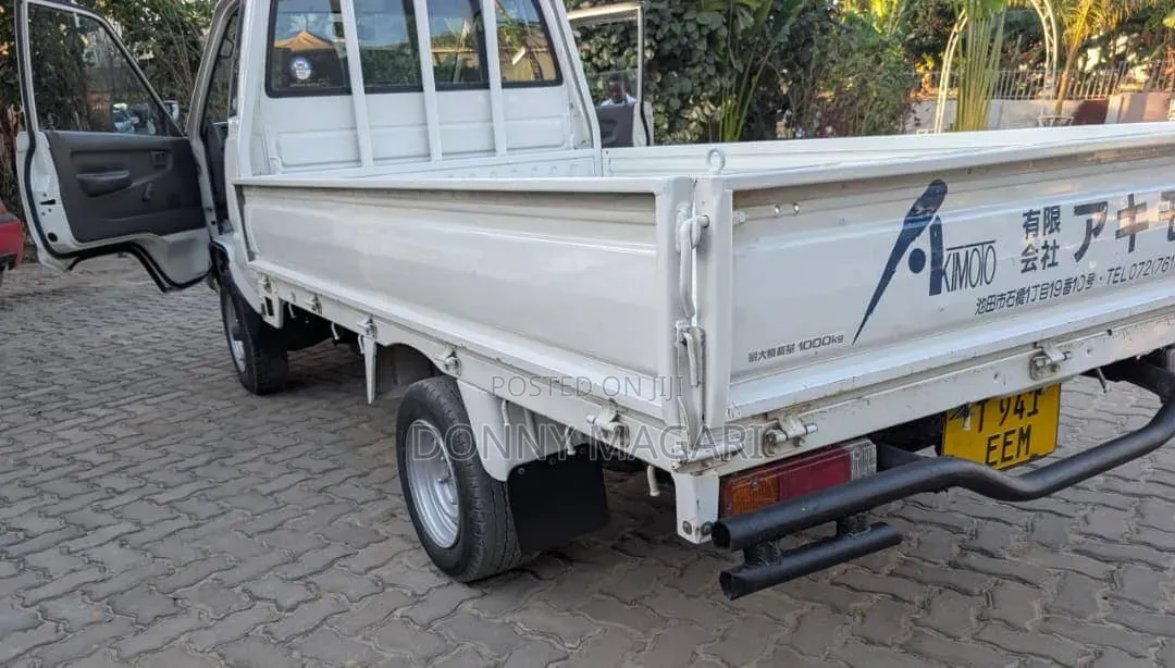 Toyota TownAce 2020 White
