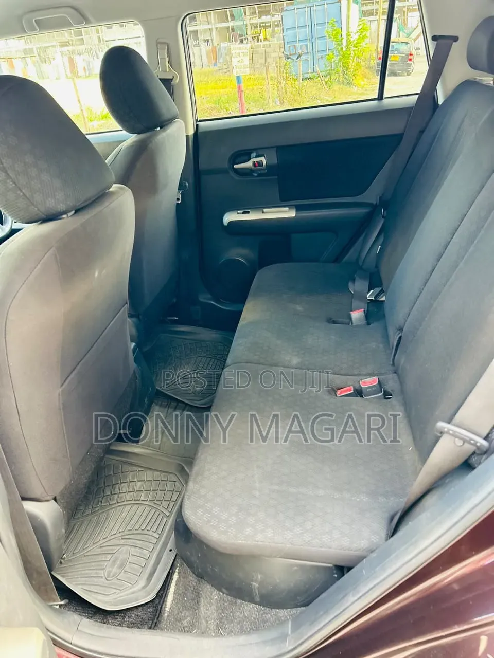 Toyota Corolla Rumion 2010 Black