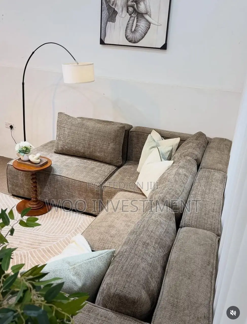  L-Shape Sofa Ya Kisasa — Class Ya Pekee! 