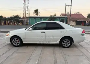 Toyota Mark II 2004 White