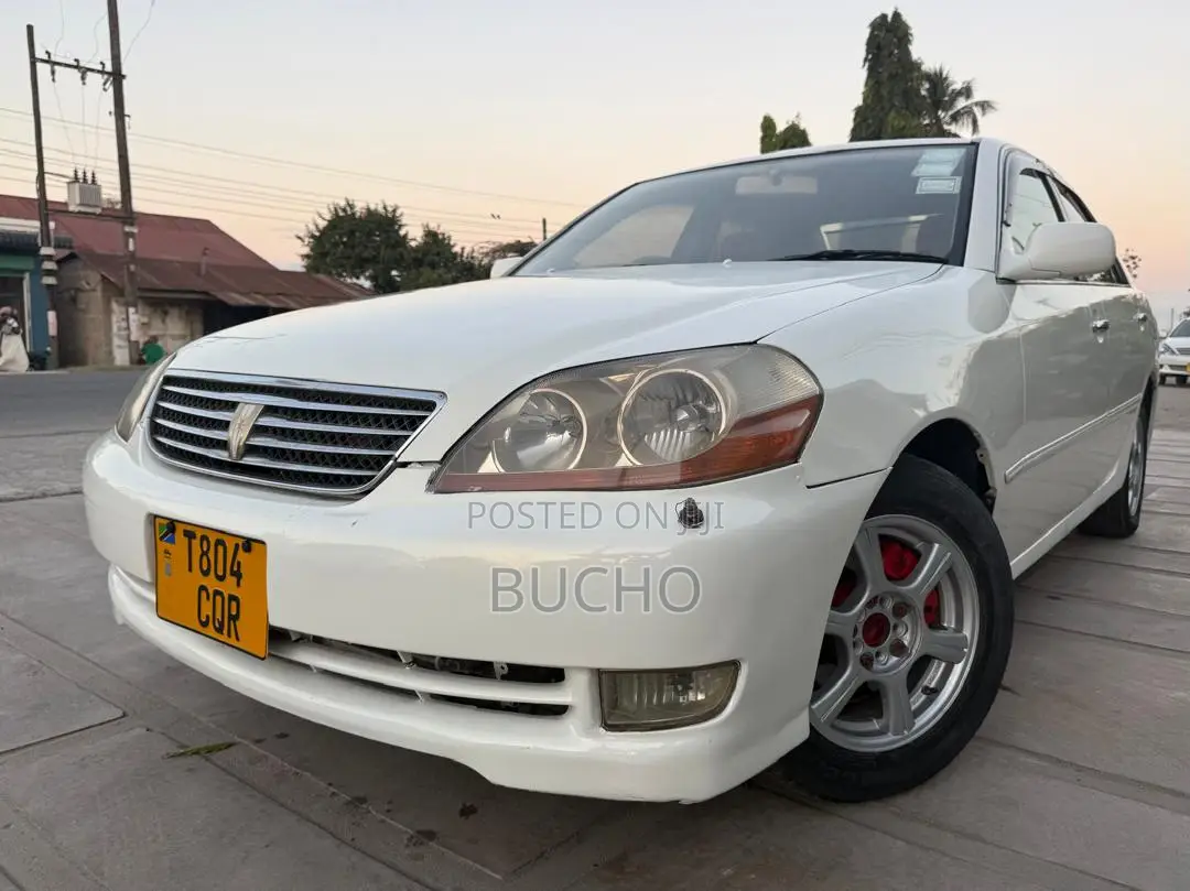 Toyota Mark II 2004 White