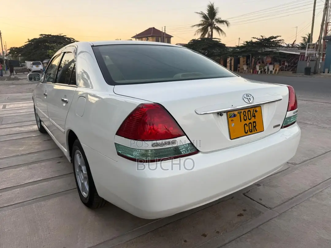 Toyota Mark II 2004 White