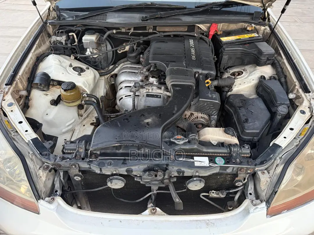 Toyota Mark II 2004 White