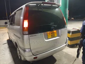 Toyota Noah 2.0 AWD (8 Seater) 2003 Silver