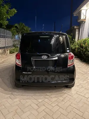 Toyota Ractis 2009 Black