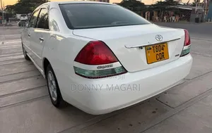 Toyota Mark II 2002 White