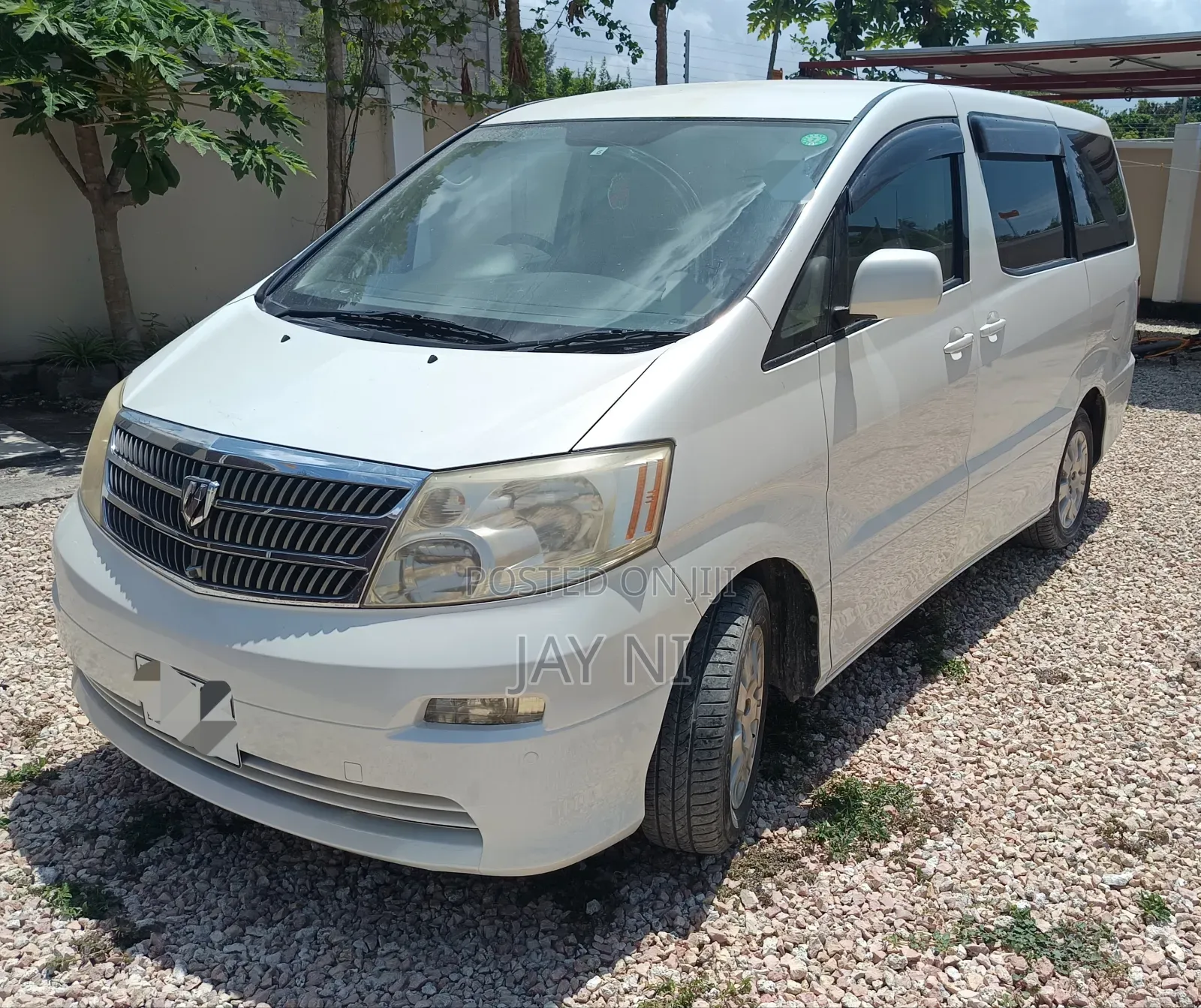 Toyota Alphard 2004 White