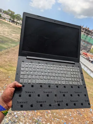 Laptop Lenovo 300e 4GB Intel Core i5 HDD 320GB