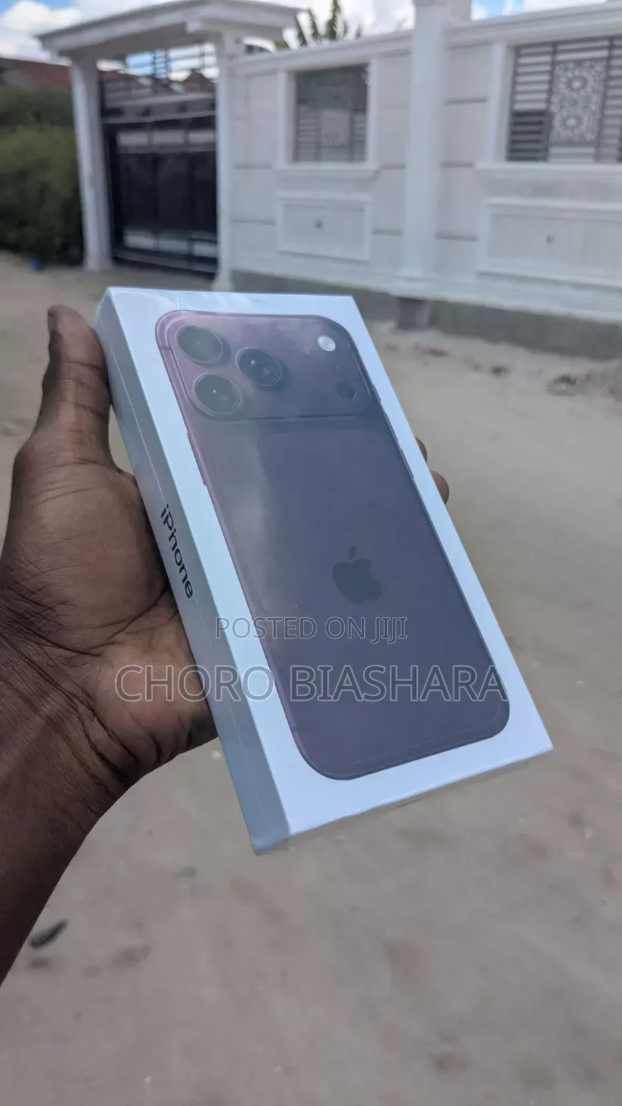 New Apple iPhone 18 Pro Max 1 TB Purple
