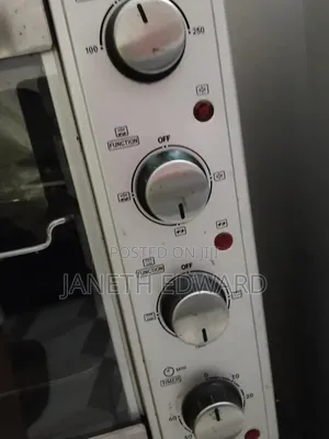 Westpoint Oven 100L Used 5 Times Kama Jipya
