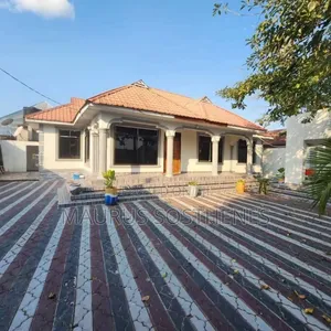 3bdrm House in Matembele Ya Pili, Kitunda for sale