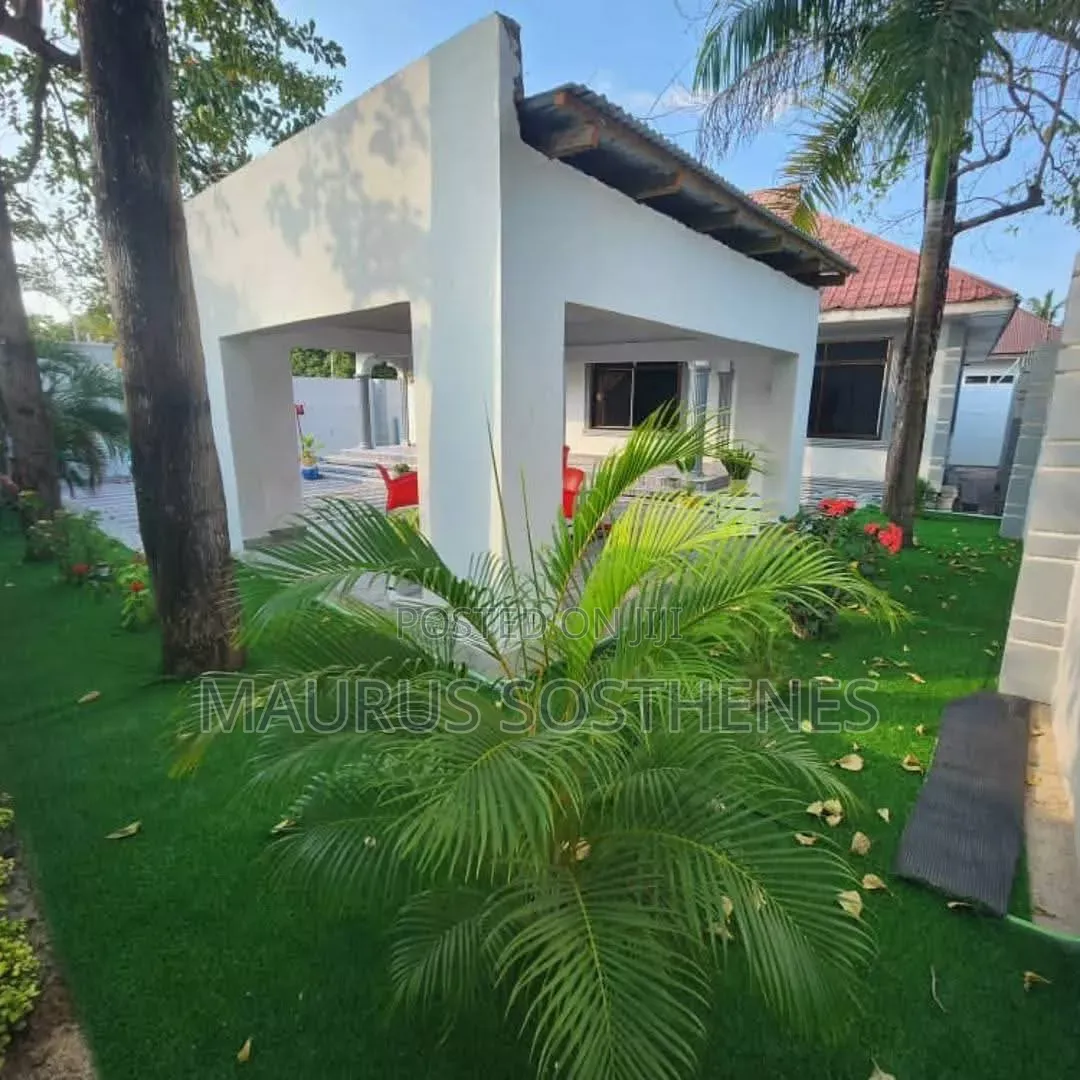 3bdrm House in Matembele Ya Pili, Kitunda for sale