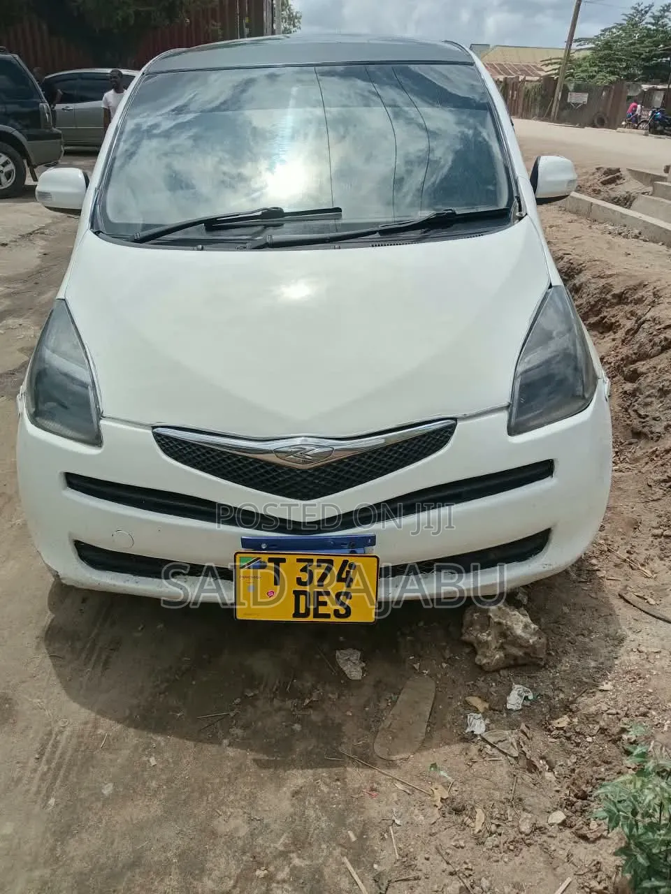 Toyota Ractis 2008 White