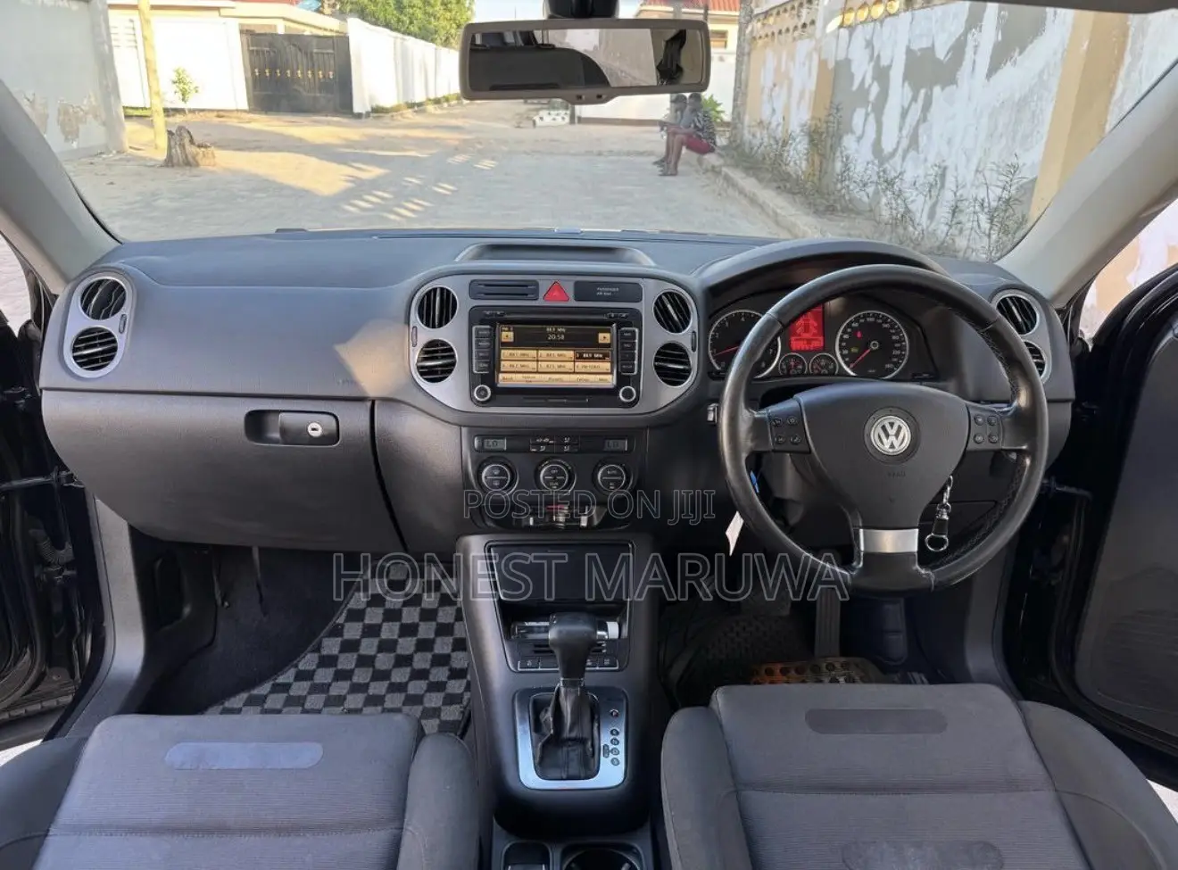 Volkswagen Tiguan 2.0 S 2009 Black