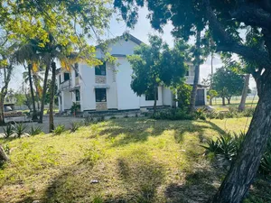 Furnished 5bdrm House in Kunduchi Beach for sale