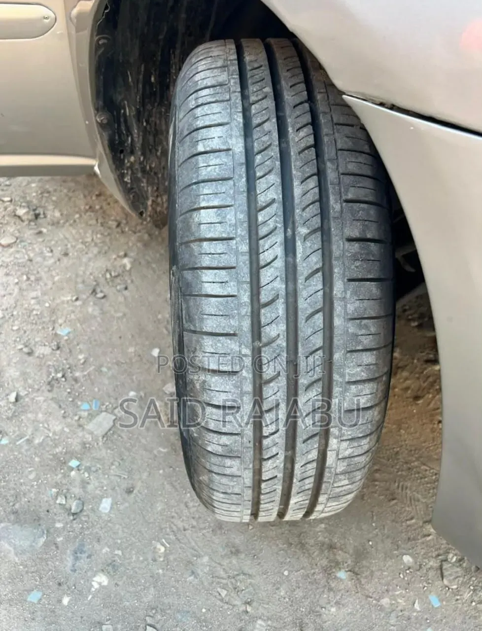 Toyota Raum 2008 Gold