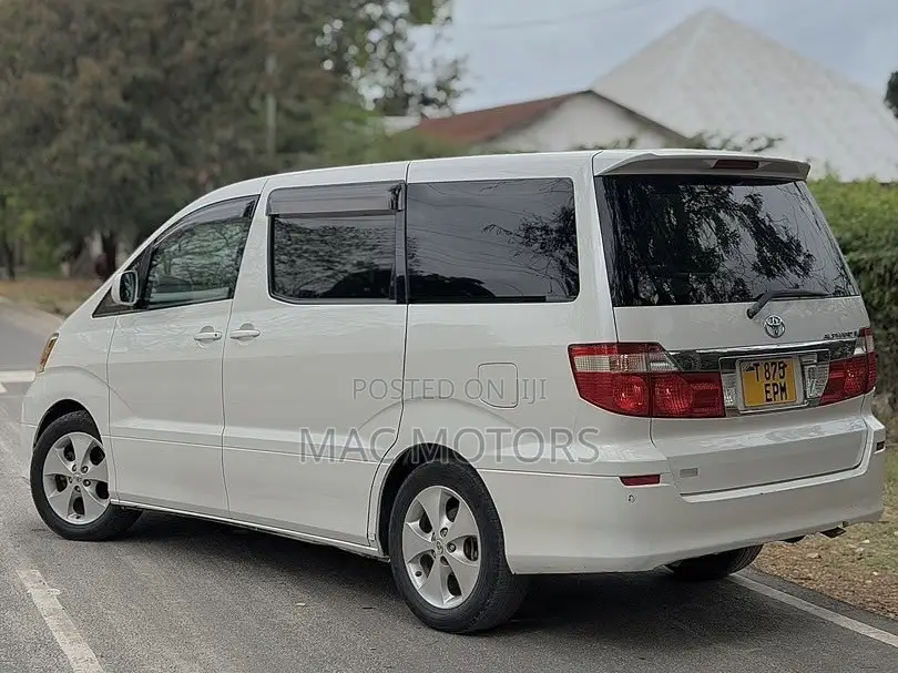 Toyota Alphard 2004 White