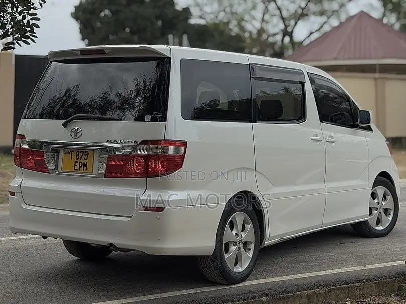 Toyota Alphard 2004 White