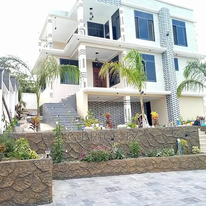 G.Decoration 99 Beautiful Spaces, Expert Finishing