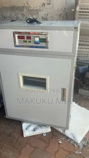 Incubator Machine(Mashine Ya Kutotolesha Vifaranga)