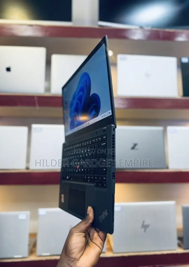 Laptop Lenovo ThinkPad T14s Gen 2 16GB Intel Core i5 SSD 512GB