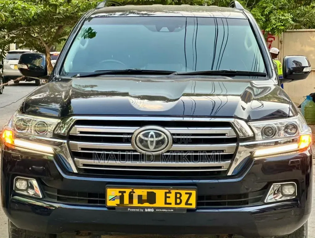 Toyota Land Cruiser 2016 Blue