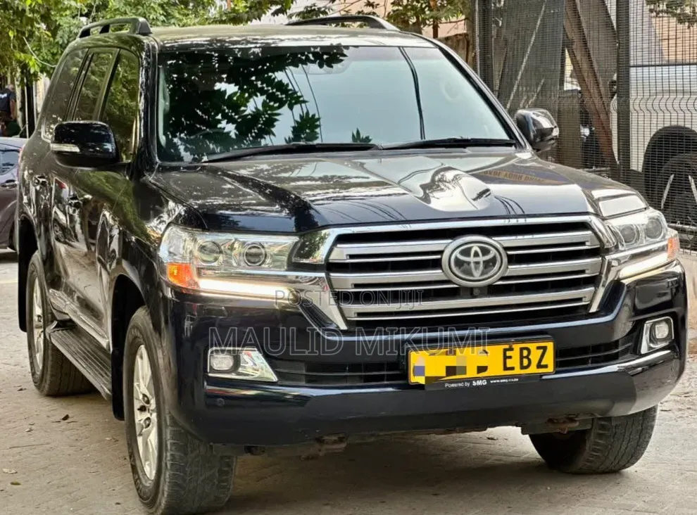 Toyota Land Cruiser 2016 Blue