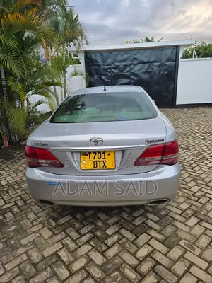 Toyota Crown 2007 Silver