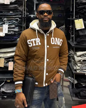 Strong Bomber Jacket With Hood - Men