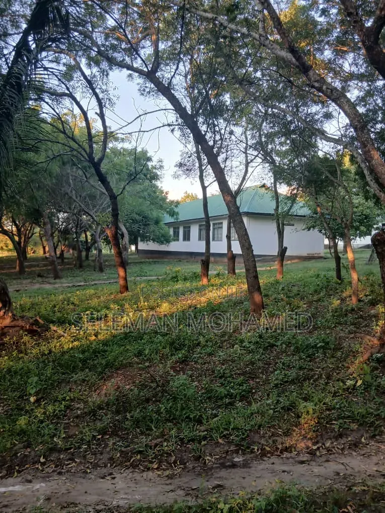 Furnished 7bdrm Block of Flats in Biriani Real Estate., Matimbwa
