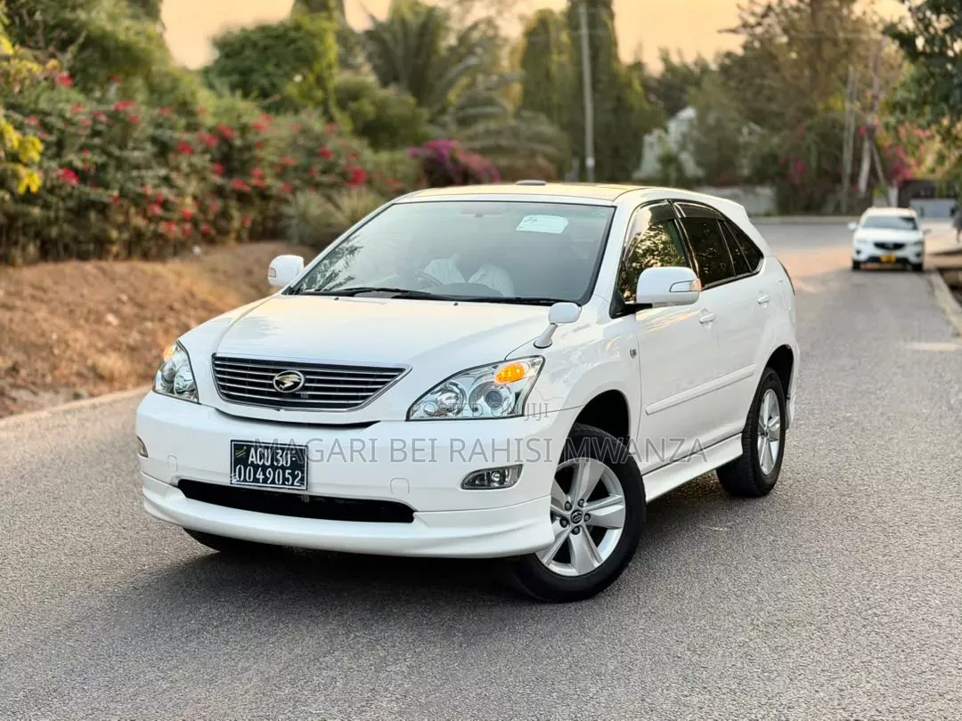Toyota Harrier 2006 White