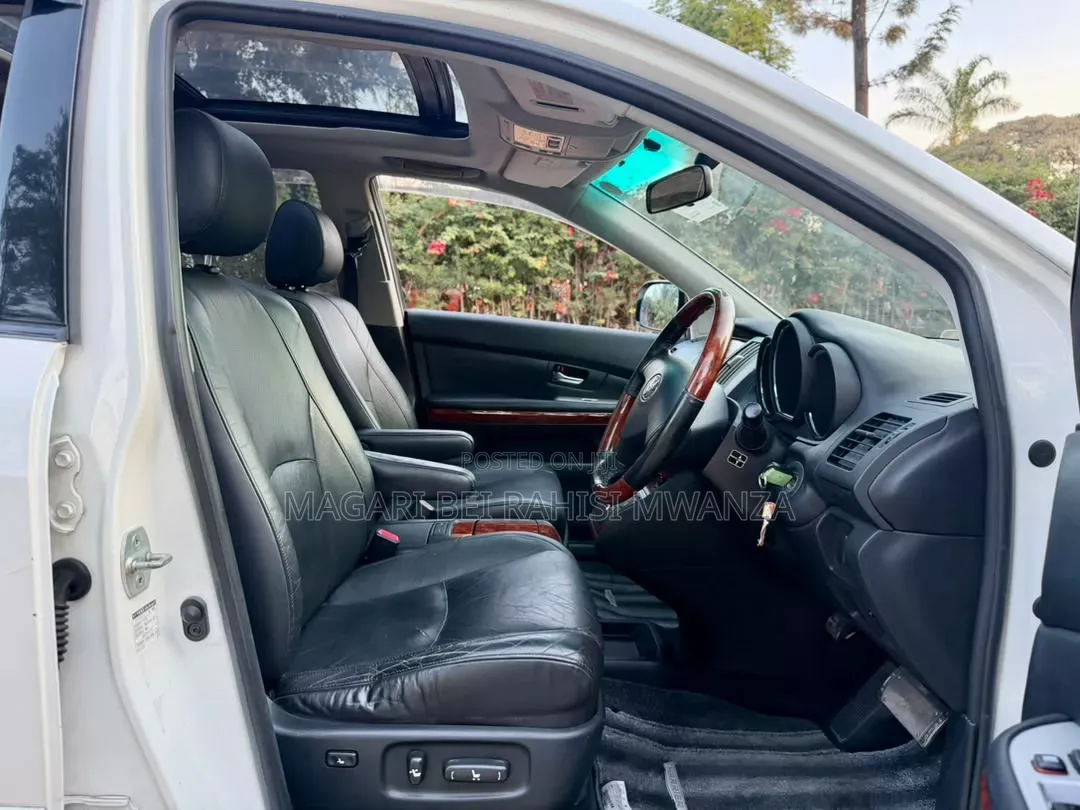 Toyota Harrier 2006 White