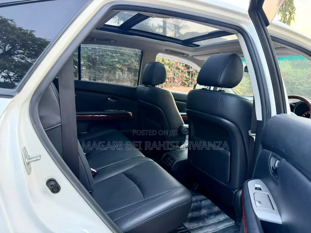 Toyota Harrier 2006 White