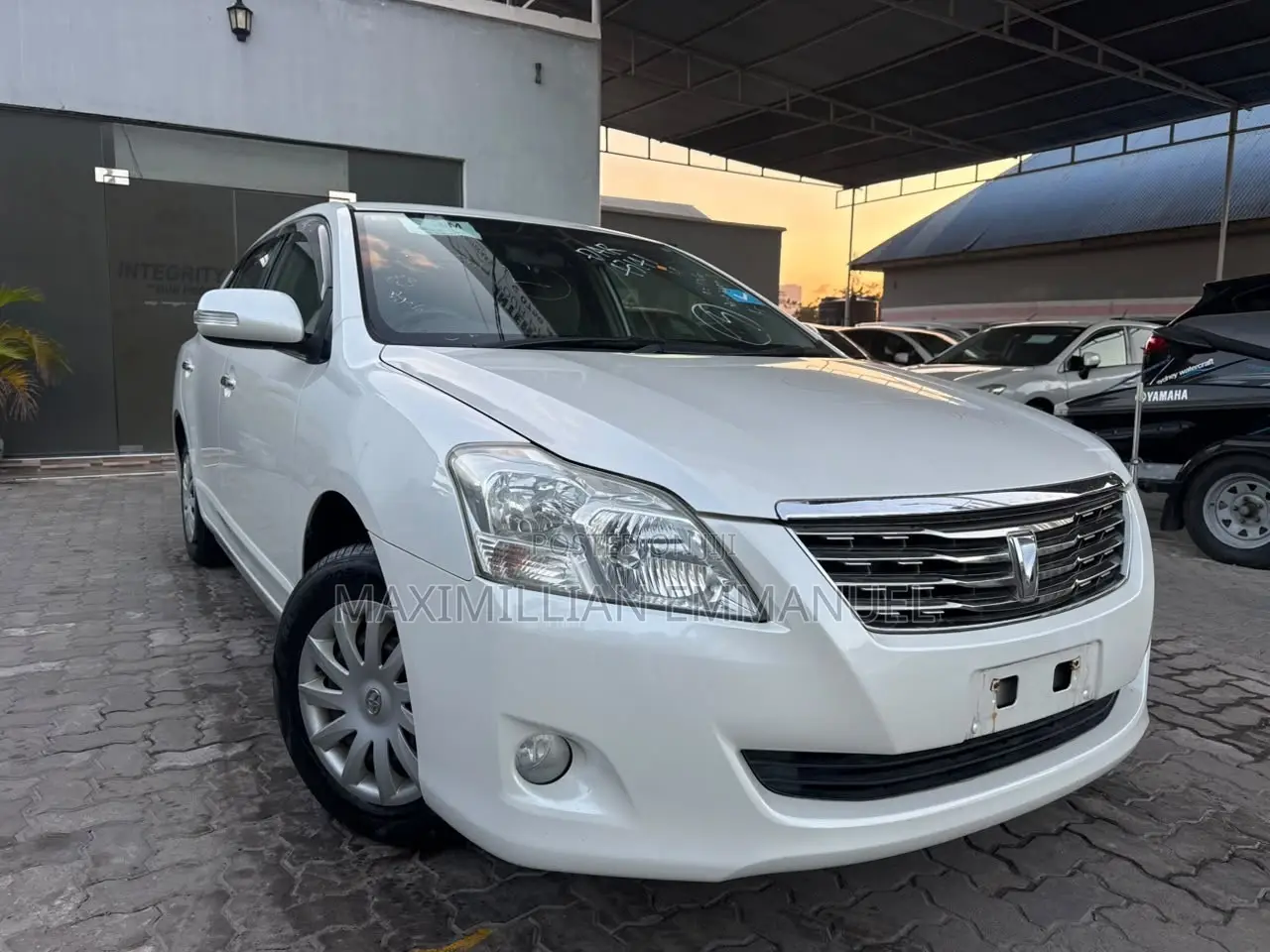 Toyota Premio 2010 White