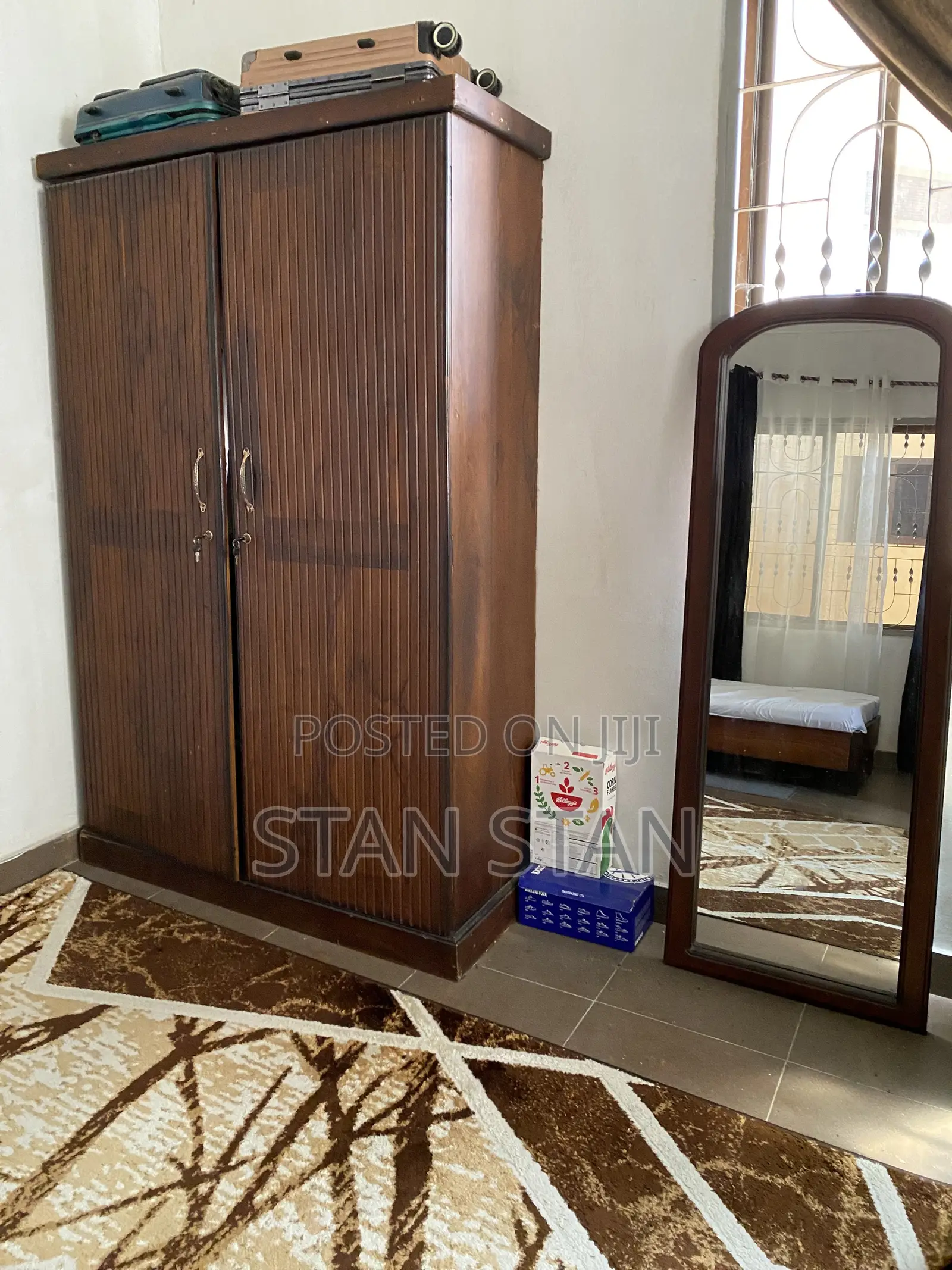 Mkulungu Wardrobe