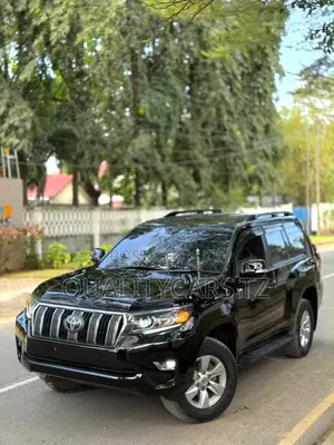 Toyota Land Cruiser Prado 2021 Black