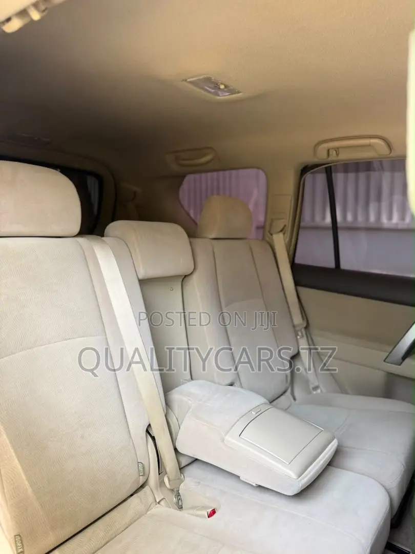 Toyota Land Cruiser Prado 2021 Black
