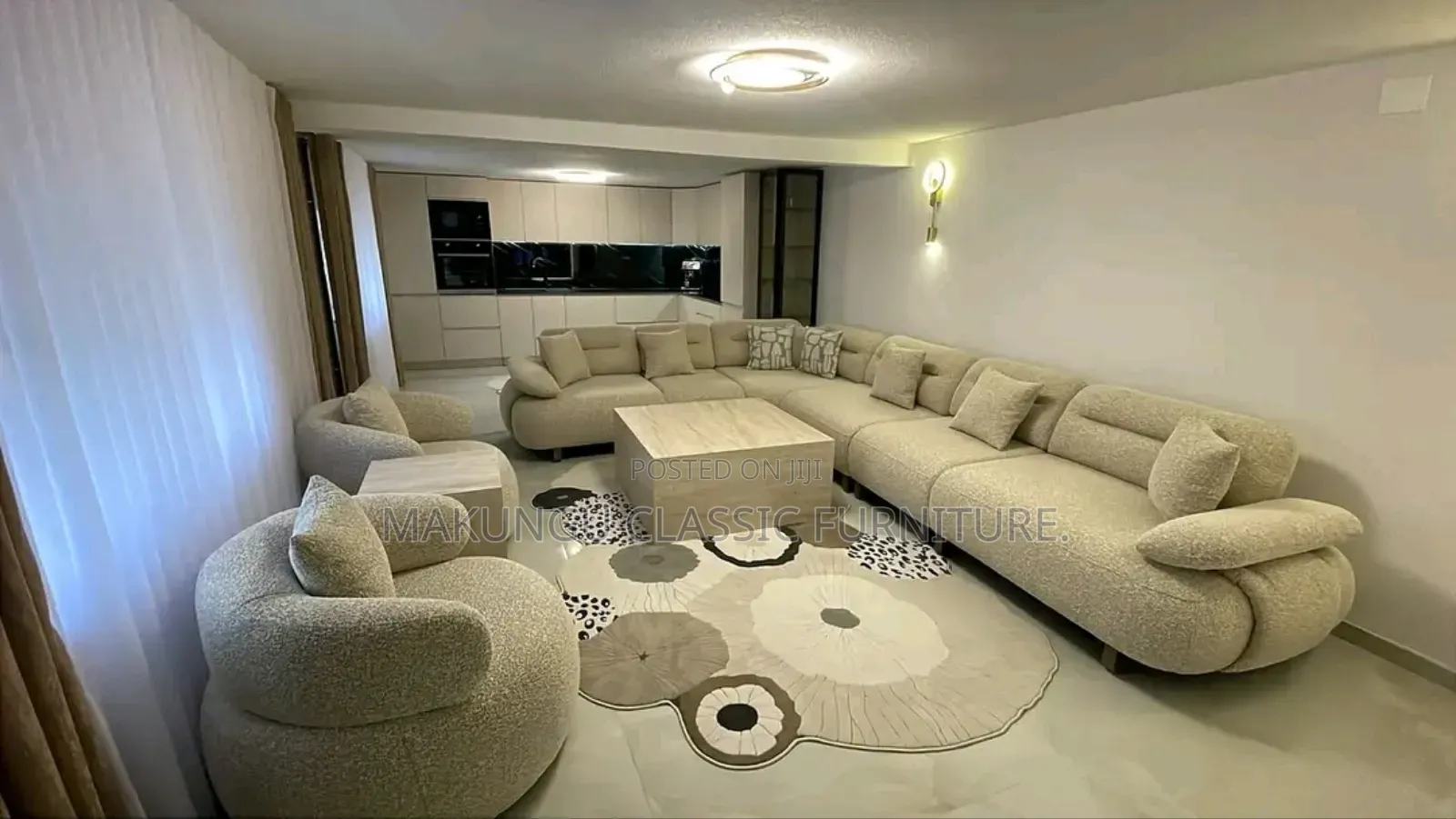 Luxurious Sofa Inayofaa Kwenye Airbnb