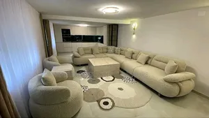 Luxurious Sofa Inayofaa Kwenye Airbnb