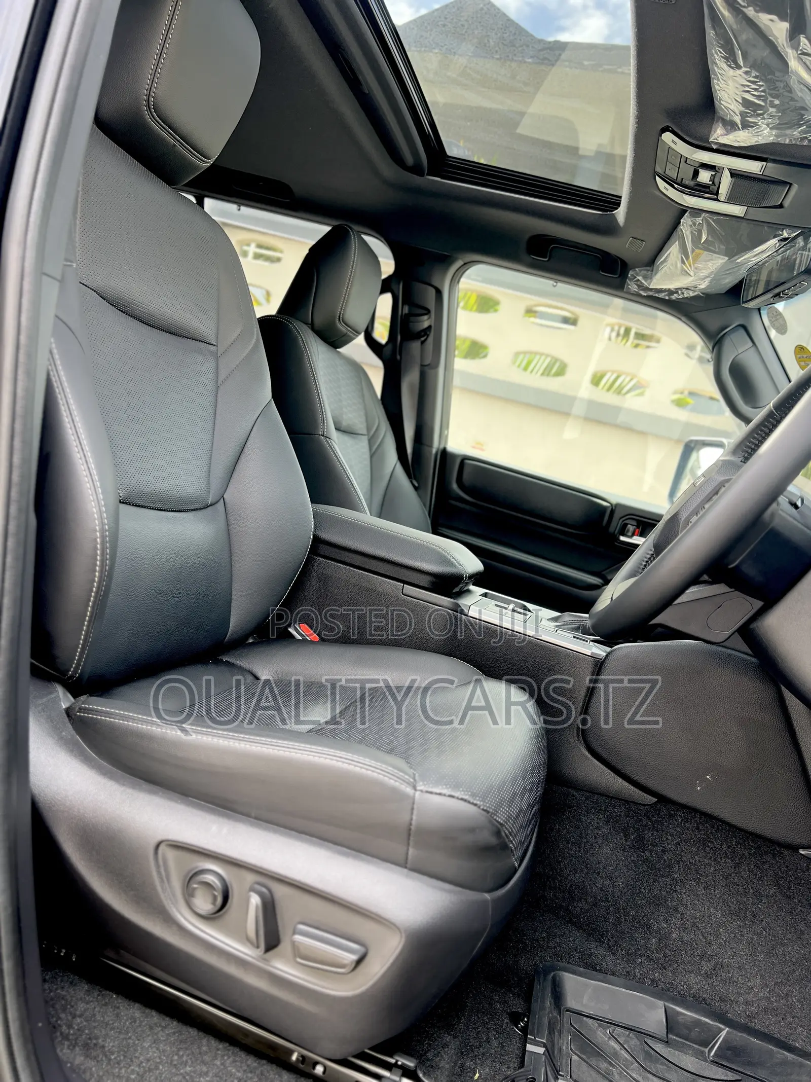 Toyota Land Cruiser Prado 2024 Black
