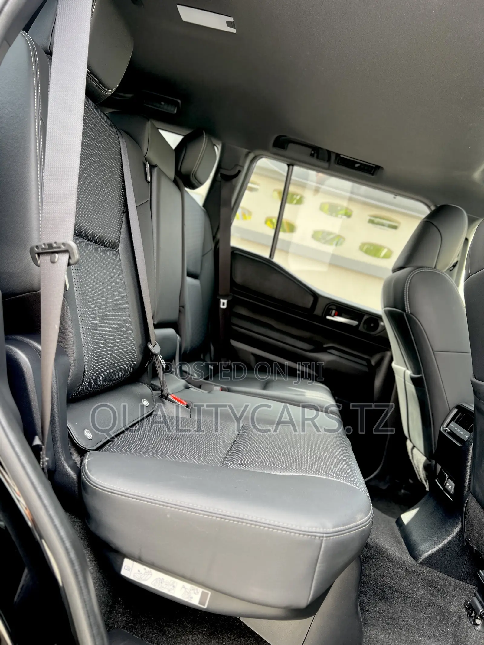 Toyota Land Cruiser Prado 2024 Black