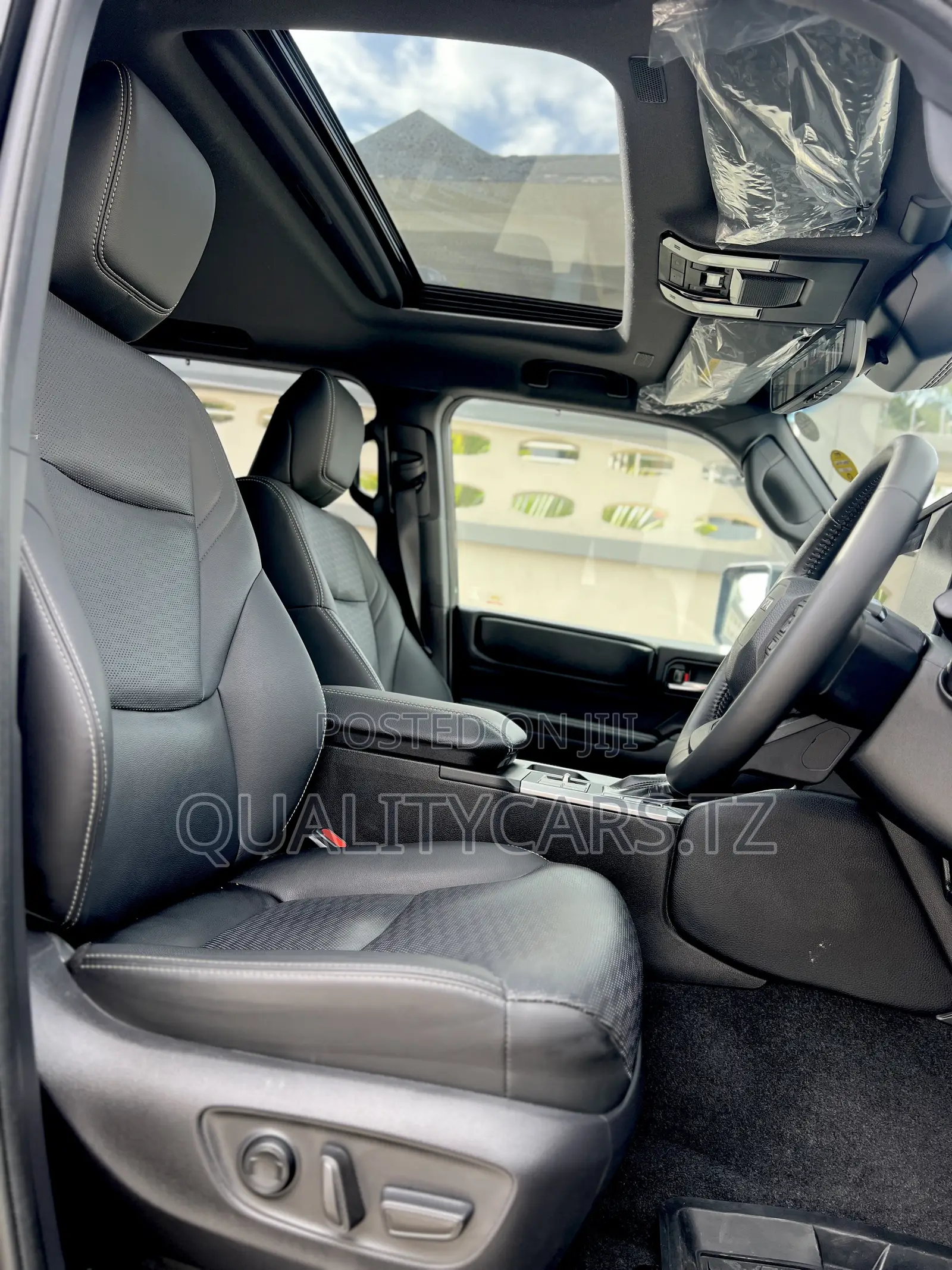 Toyota Land Cruiser Prado 2024 Black